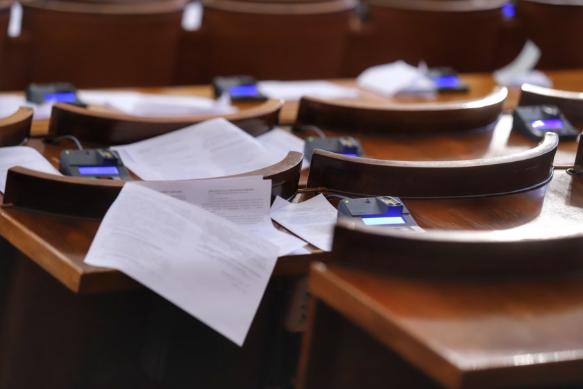 Парламентът не прие седмичната програма за работа