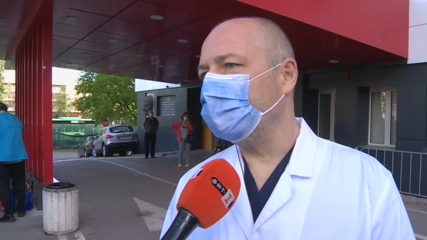 Продължава имунизирането срещу COVID-19 в зелените коридори. Над 12 000