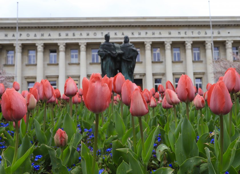 Днес ще е предимно слънчево.Преди обяд в северната половина от