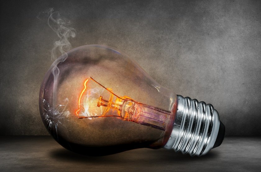 Фирмите без избран доставчик на ток ще плащат по-скъпо от 1 юли