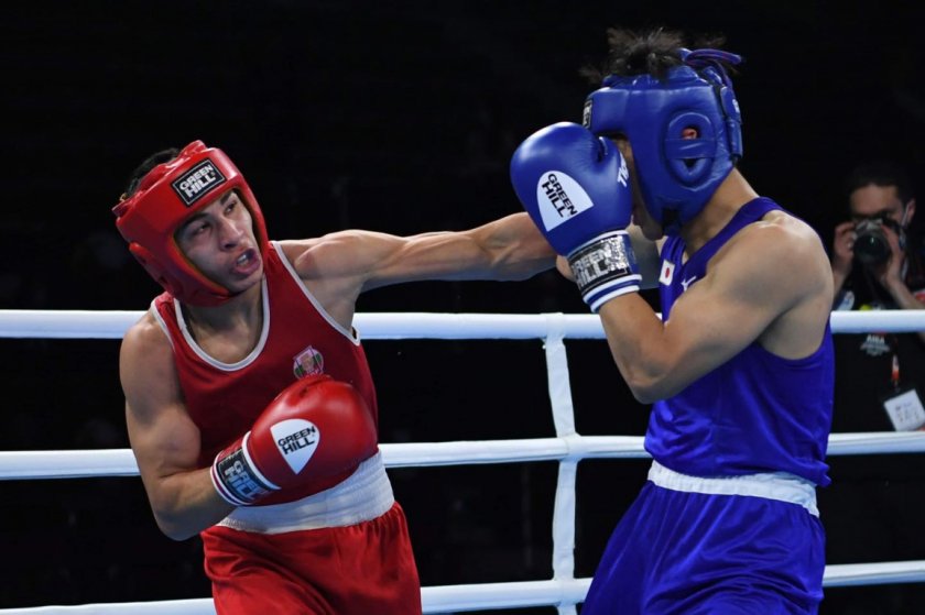 двама български боксьори ринга будва