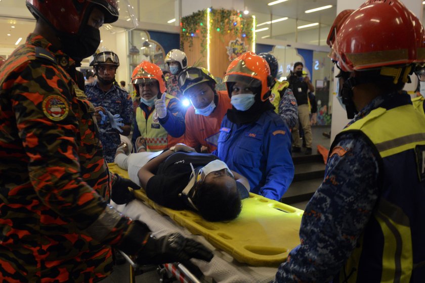 160 ранени при влакова катастрофа в Малайзия