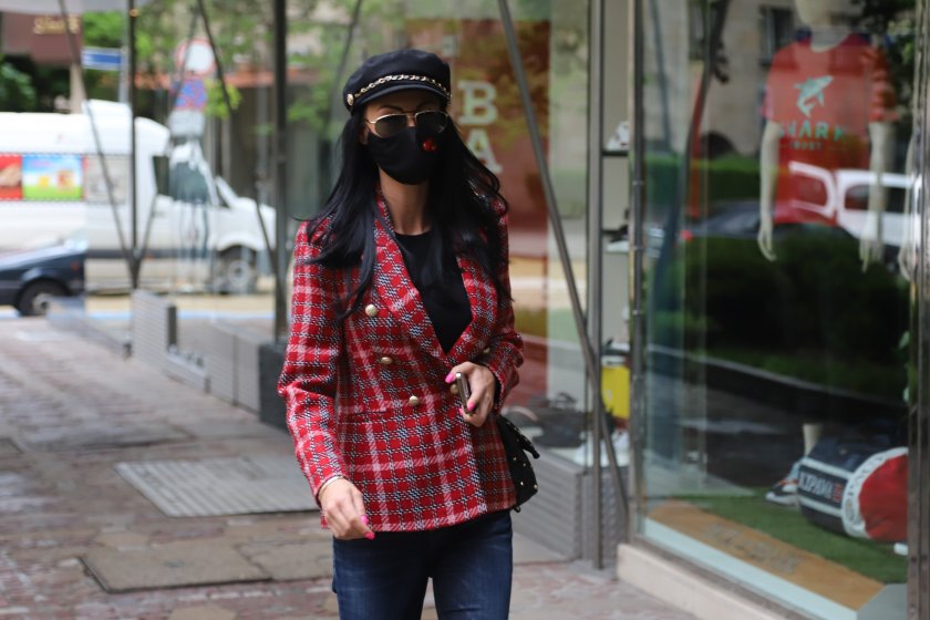 Магдалена Тепавичарова, известна като Маги Бадер, пристигна на разпит в