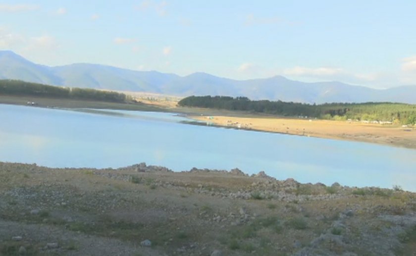 От 9.00 до 11.00 часа ще бъде извършено контролирано изпускане