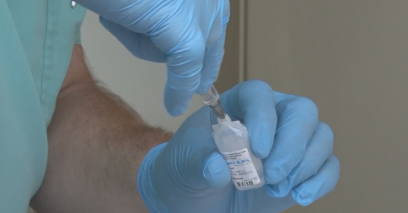 Няма интерес към ваксините срещу ковид сред ромската общност. Мобилен