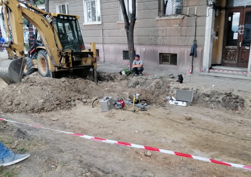 Работници пробиха газопровод в Пловдив.Инцидентът е станал към 12 часа