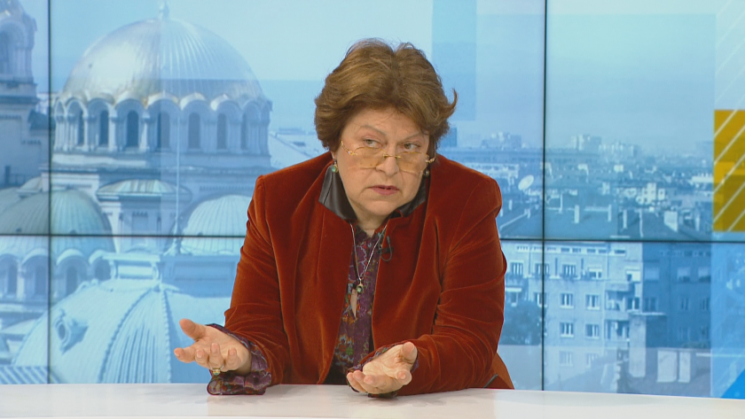 Татяна Дончева: Не разследваме нищо в нашата държава, хора се притискат с клюки