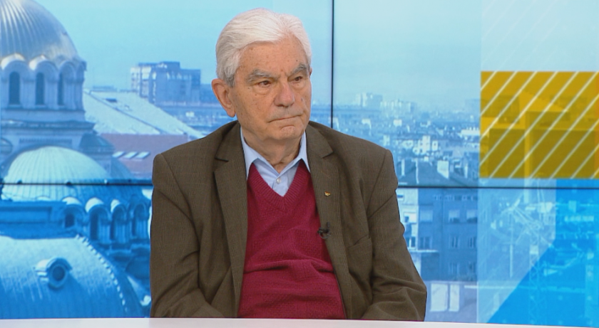 Акад. Петрунов: Много е вероятно и четирите основни щама на COVID-19 да циркулират у нас