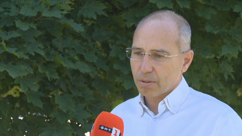 От фирмата доставчик на машините за гласуване Сиела-Норма отговориха, че