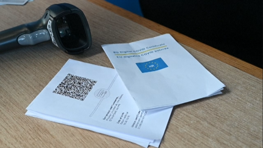 Хърватската гранична полиция започна проверки на дигиталните ковид сертификати.Хърватия е