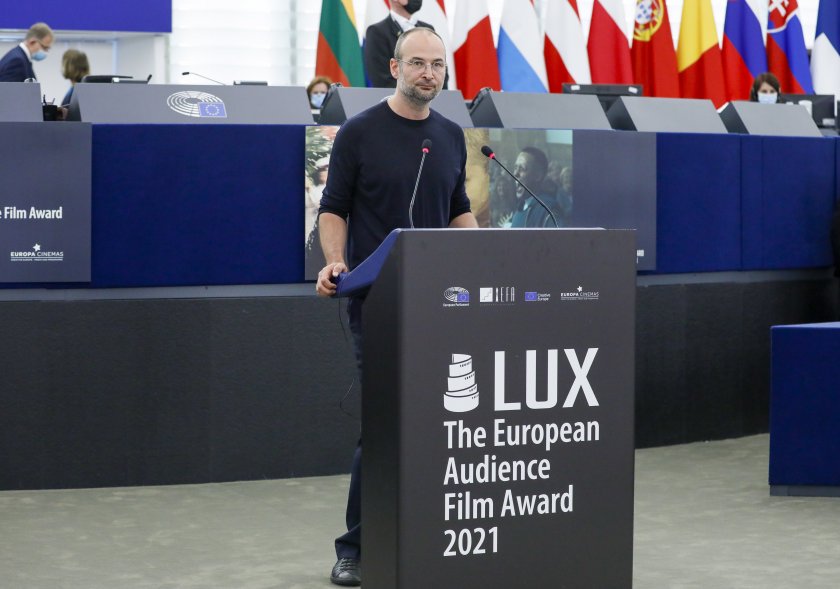 румънският документален филм колектив спечели наградата лукс публиката