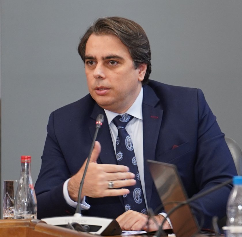 министърът финансите обясни лицата попадат обхвата санкциите магнитски