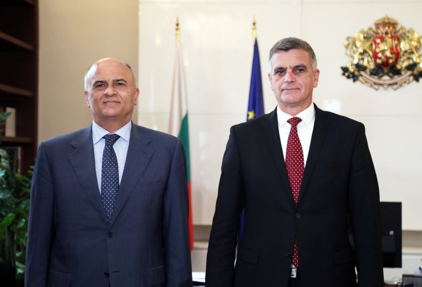 Министър-председателят Стефан Янев се срещна с посланика на Гърция Димитрис