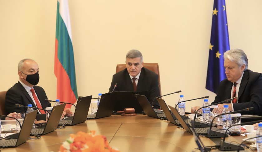 Служебният кабинет освободи шефа на Държавната агенция Разузнаване Атанас Атанасов