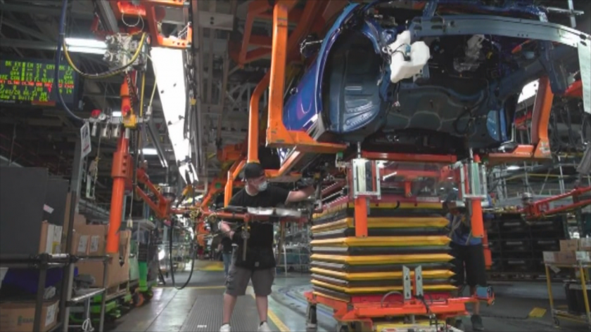 140 милиона евро ще инвестира производител на електромобили у нас.