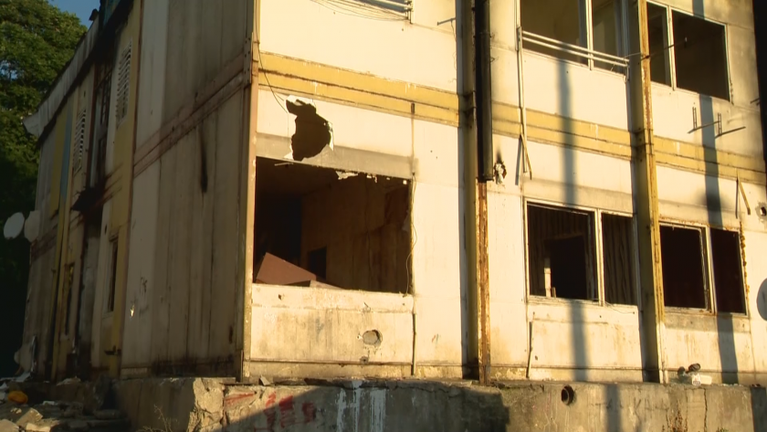 Събарят част от Виетнамските общежития в София. От няколко дни