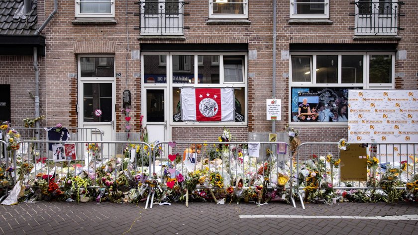 Почина журналистът, който беше прострелян в Амстердам