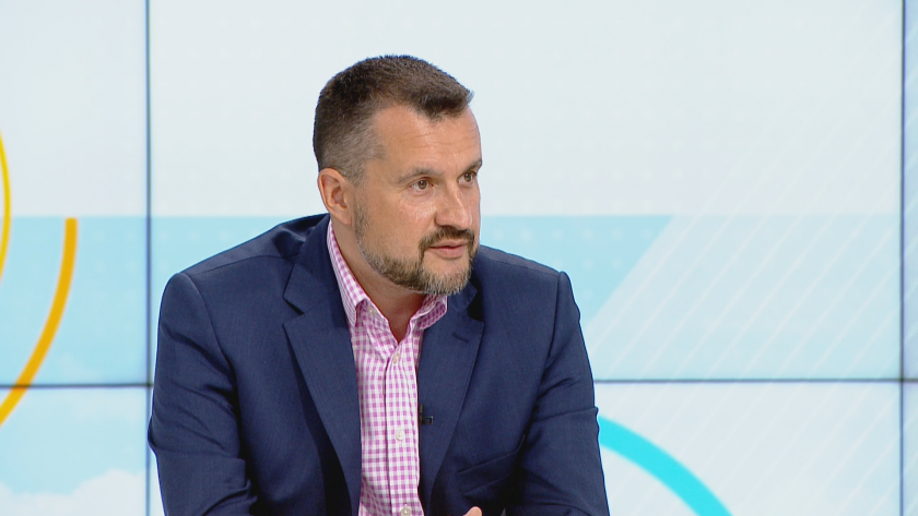 Калоян Методиев: Не изключвам договорки за избори "2 в 1" и продължаване на живота на служебния кабинет