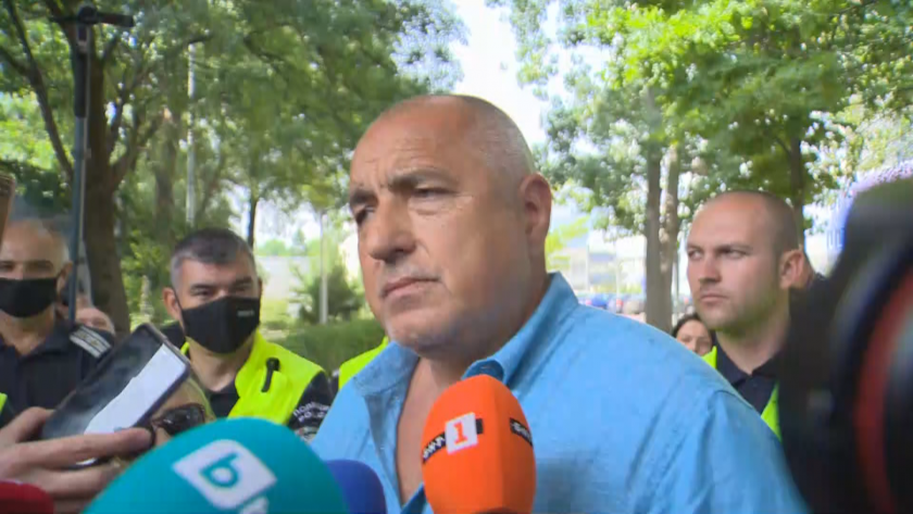 Лидерът на ГЕРБ Бойко Борисов беше на разпит в служба