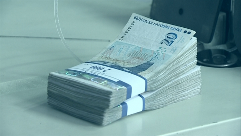 Две от международните банки, в които България е акционер, също