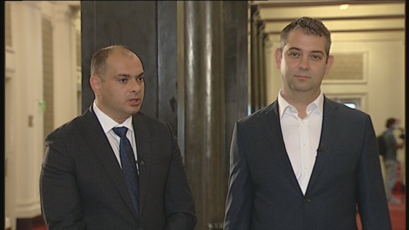 Днес започват консултациите при президента с парламентарно представените партии. Кои