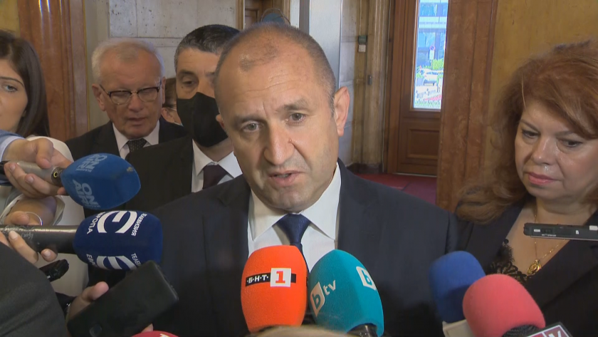 Румен Радев: Най-важната задача на народните представители е съставянето на редовен кабинет