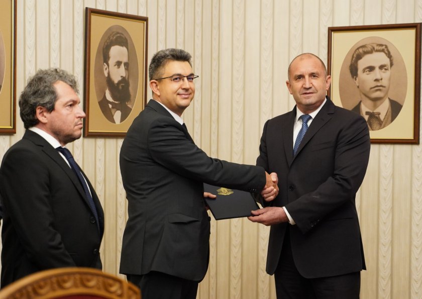 Конституционният срок, в който от Има такъв народ трябва да