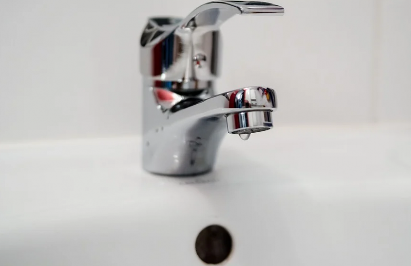 Близо половин София остава от утре без топла вода