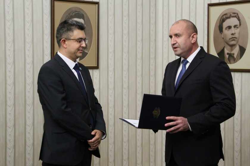 Конституционният срок, в който от Има такъв народ трябва да