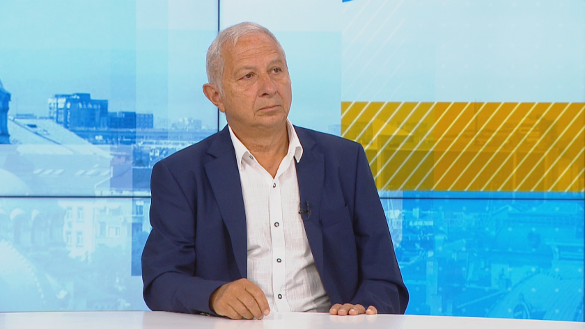 Не знам кой реди кабинета, аз съм далеч от кухнята,