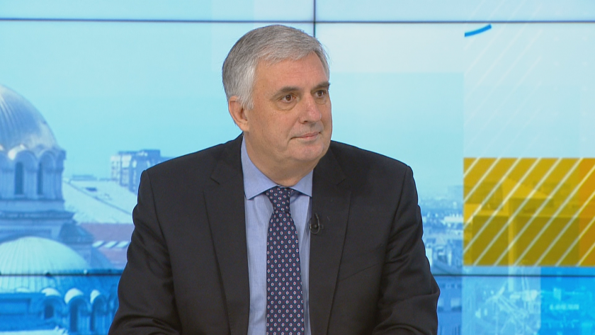 Ивайло Калфин: Пламен Николов ще бъде в една много трудна ситуация