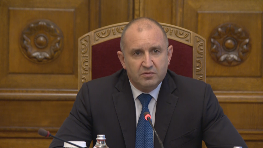 Президентът Румен Радев провежда работна среща, посветена на състоянието и