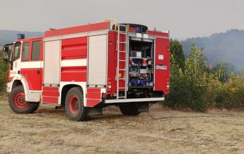 Нов пожар пламна в Кюстендилско, този път - в село