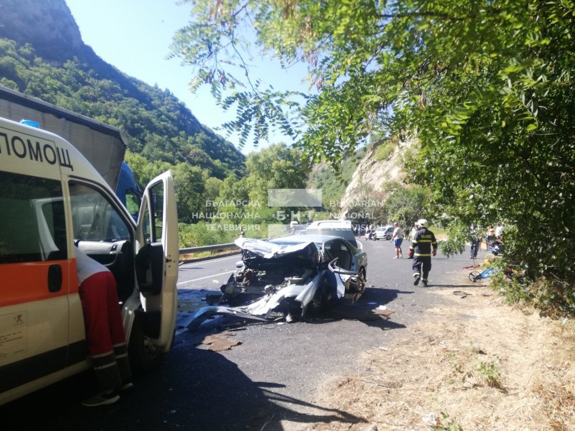 Тежка катастрофа на международния път за Гърция взе две жертви