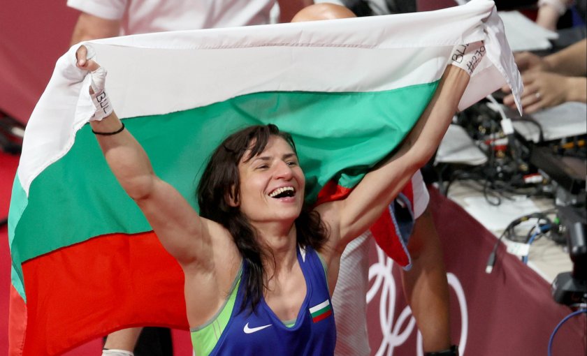 Силните български момичета в този мъжки спорт