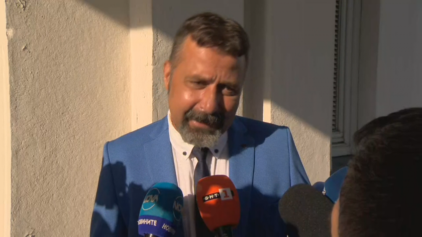 Филип Станев: "Пътна карта" и "В името на Майка България" са клишета, зад които се крият нездрави интереси