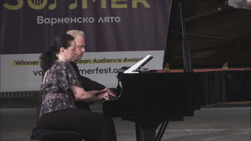 Международен скандал: Концерт на българско клавирно дуо без ефир в Германия