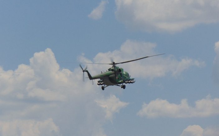 Военният вертолет Кугар отново се включи в борбата с горския