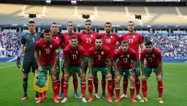 ясен петров опреди футболистите разчита мачовете италия литва грузия