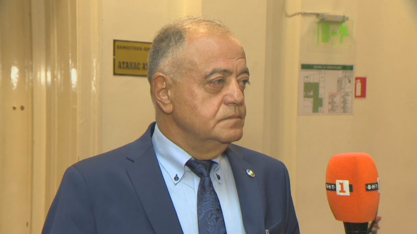 Не можем да не кажем, че президентът е последователен. За