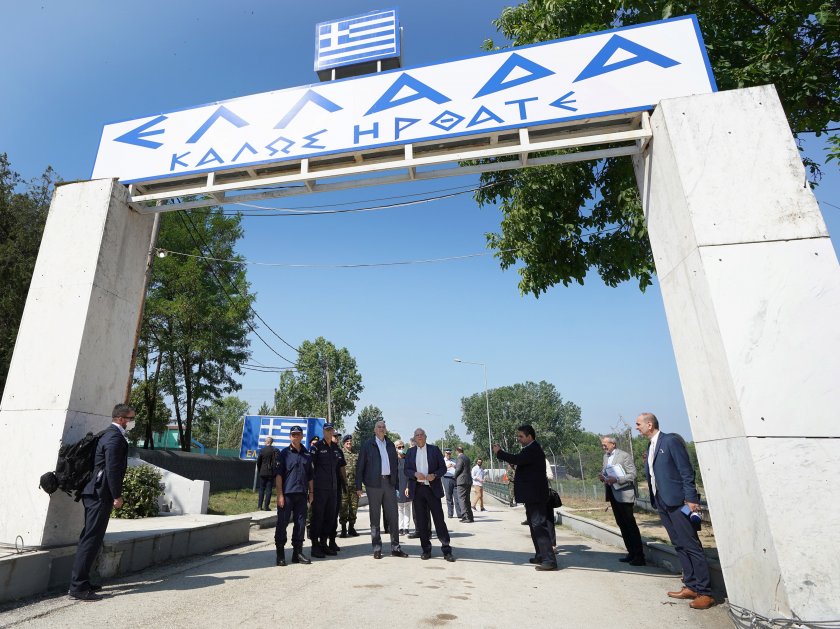 Гърция е поставила 40-километрова ограда и системи за наблюдение по