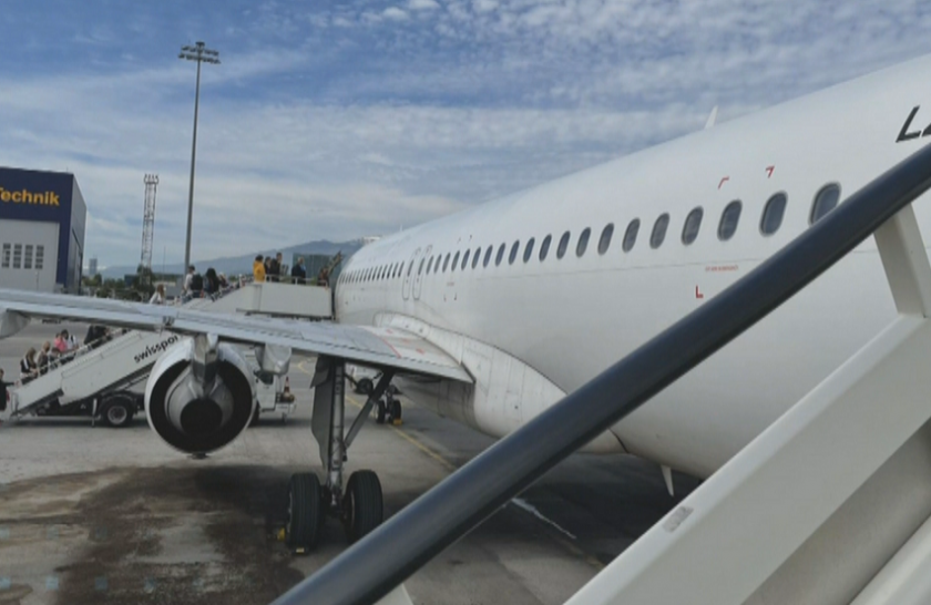 Още една нискотарифна авиокомпания започва да извършва полети от и