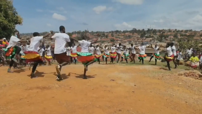 В африканската държава Уганда се зароди необикновена любов към България.