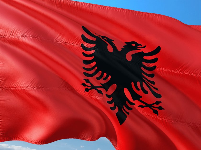 правила влизане българите албания септември