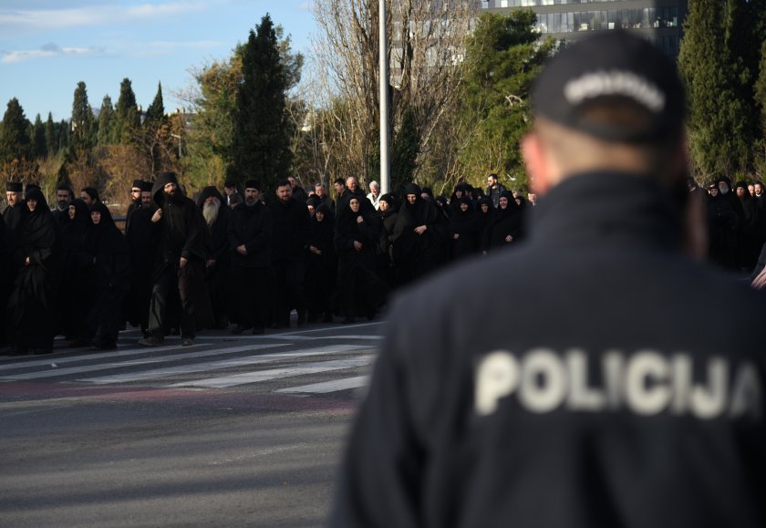 протести черна гора заради интронизацията митрополит йоаникий