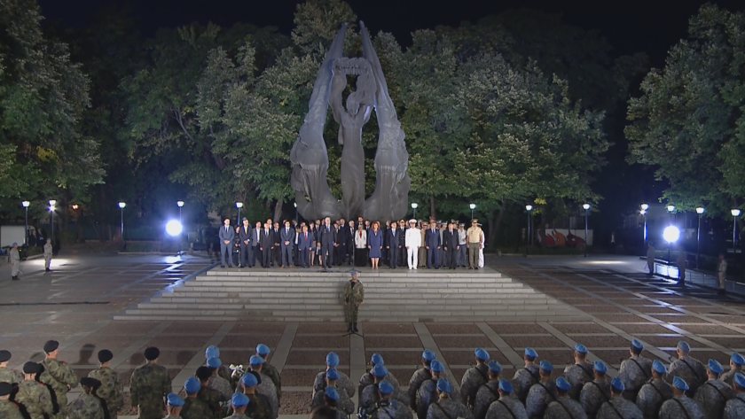 На площад Съединение“ в Пловдив държавният глава участва в честванията