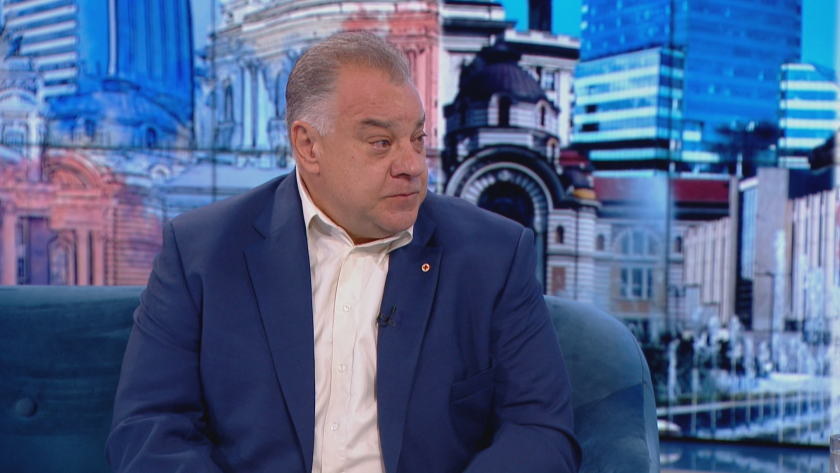 Няма как да очакваме от хората в парламента да са