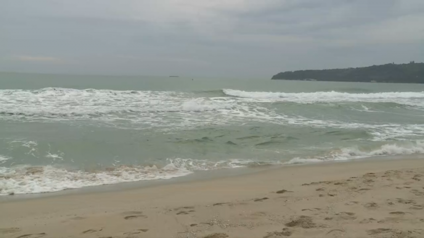 По-малко спасители и медицински екипи ще обслужват плажовете по нашето