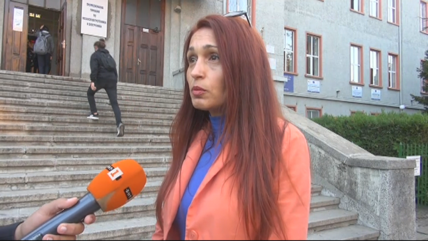 Остава тежко състоянието на двамата пострадали при катастрофата в Айтос.17-годишният