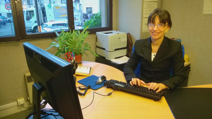 Строгите мерки във Франция срещу коронавируса върнаха в родината ѝ